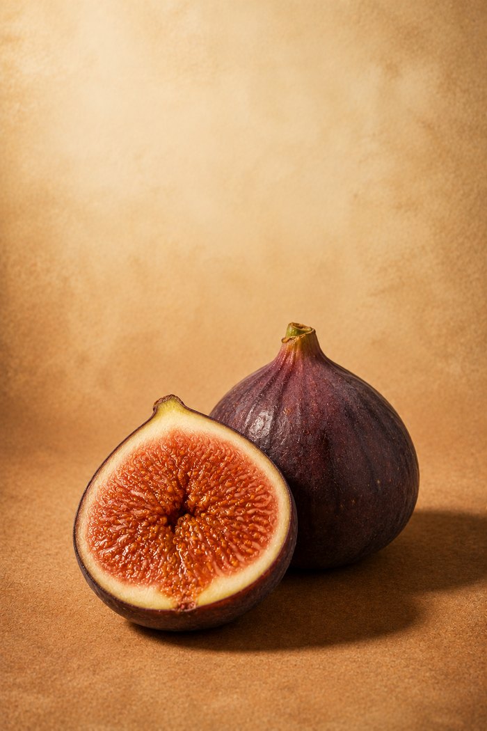 Figs — a natural source of fructoborate